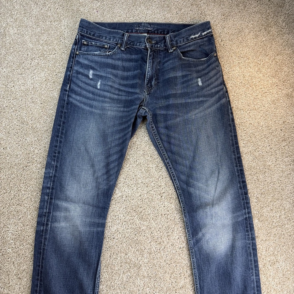 Banana Republic Vintage Straight Jeans Mens 32x34 Med Wash Blue Denim Distressed